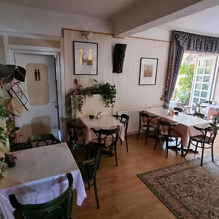 Bianco Apartment Sopron Bagian luar foto