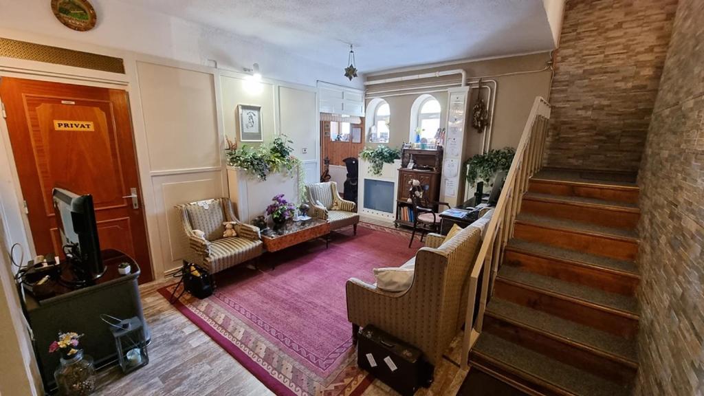 Bianco Apartment Sopron Bagian luar foto